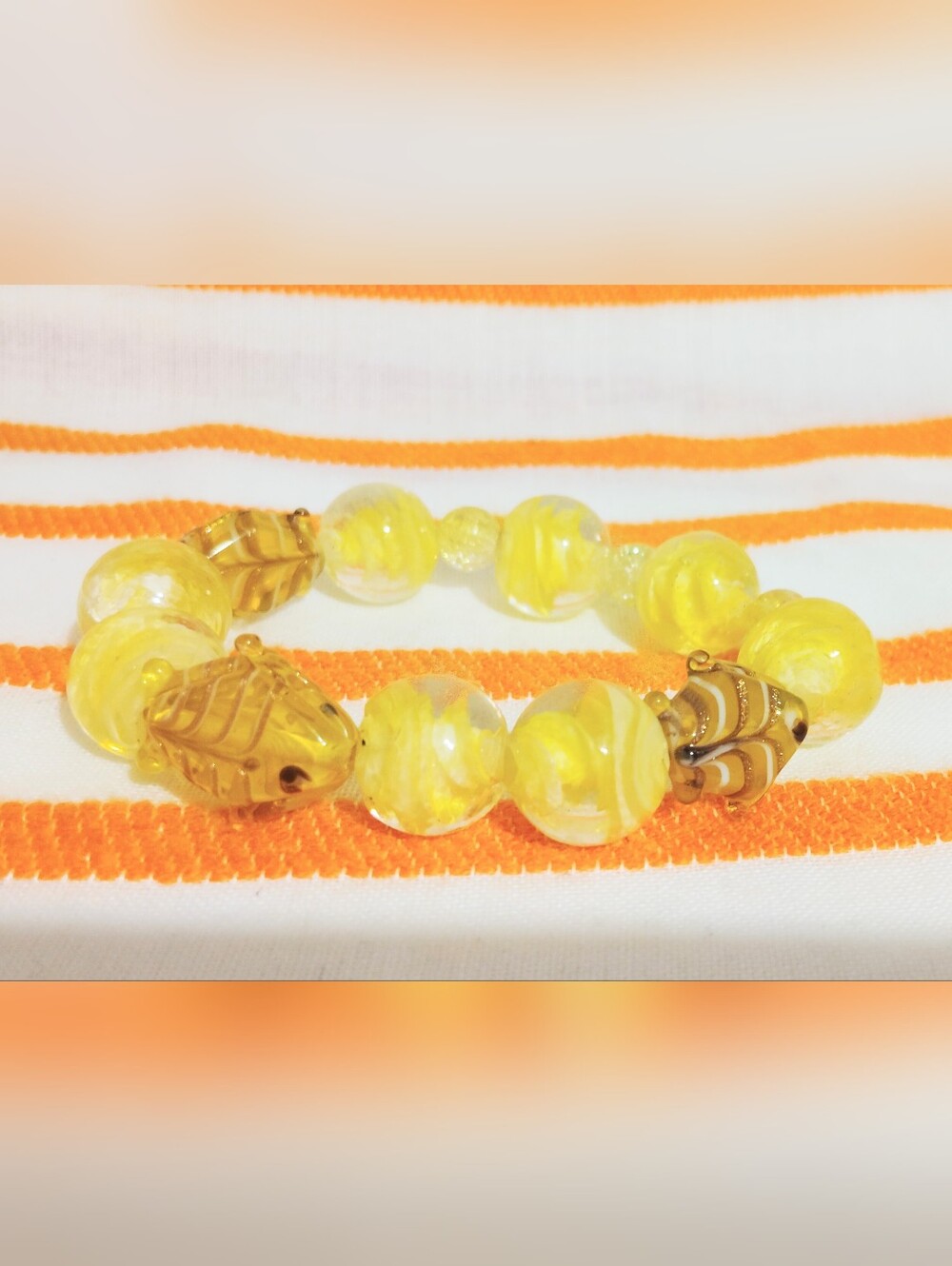 Vintage Handmade Bracelet. Glass Yellow Fish / Yellow Glass Swirl Beads. 7''